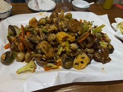 -东来菜馆•手抓海鲜家常菜•海鲜锅贴(鸽子窝店)