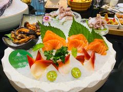 -海鲨湾海鲜会馆(百家湖1912店)