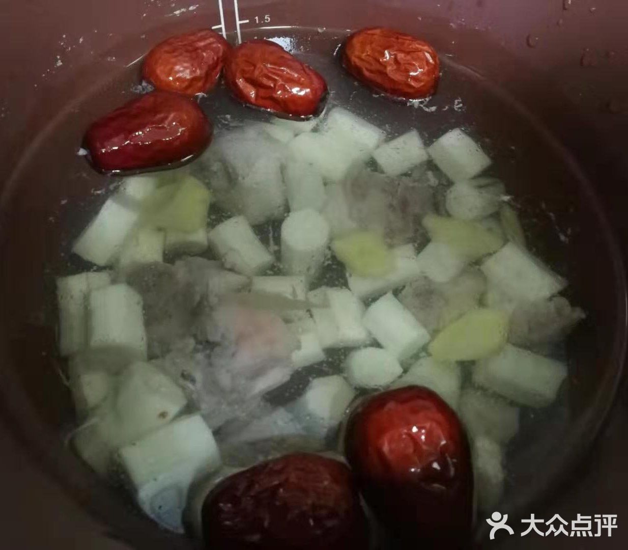 气血双补又补血的美味红枣山药排骨汤