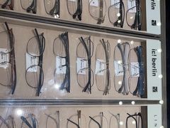 -博士眼镜·President总统(宝安海雅缤纷城店)