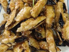 -八两八金·莱芜特色炒鸡(市南漳浦路店)