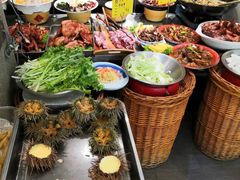 -方国老头包子·39年威海本地老字号•小船海鲜疙瘩汤
