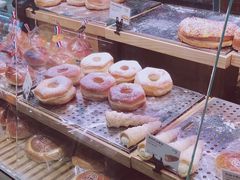 -巴黎贝甜(大宁国际商业广场店)