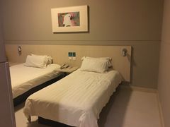 -锦江之星(西安五路口地铁站万达广场店)