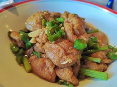 -小洞天柴火土菜馆
