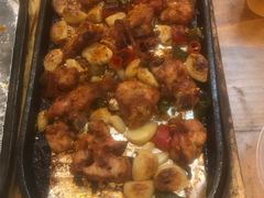 -老东镇啤酒屋海鲜加工·蒸汽海鲜·海鲜烧烤(台东店)