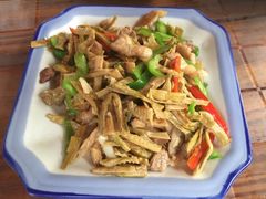 -龙井源餐厅(龙井峡漂流店)