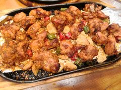 -老东镇啤酒屋海鲜加工·蒸汽海鲜·海鲜烧烤(台东店)