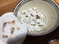 手撕馍-朱秀英梆梆肉葫芦头(琉璃街店)
