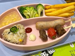-西语炭烧牛排·西厨(石龙店)