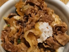 牛肉石锅拌饭-御牛道日式烤肉料理(杭州万象城店)