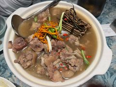 -头上红煨盐鸡·非遗院子餐厅