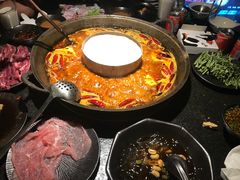 -渝涯重庆豆花老火锅(中赢国际店)