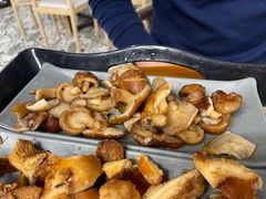 -云朵小院·石锅鱼·野生菌餐厅(蒗放店)