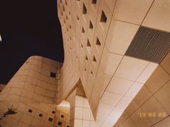-南京国际青年文化中心