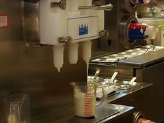 -DQ·蛋糕·冰淇淋(合生汇店)
