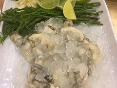 -J Daeng Seafood