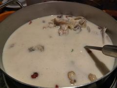 -煲宫猪肚鸡(昆山金鹰国际购物中心店)