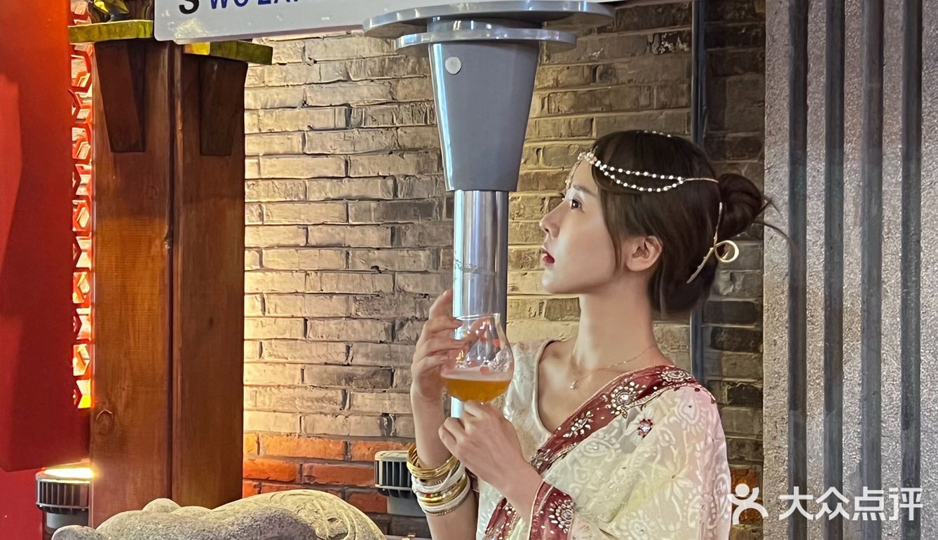 无锡探店｜可以试穿纱丽的甘尼仕印度餐厅酒吧 