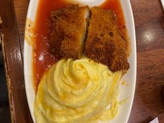 -玛格萝妮比萨屋(四平店)