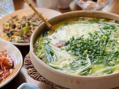 过桥米线-金孔雀德宏傣味餐馆(魏公村店)