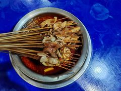 -牛华周记麻辣烫起源店