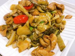 酸菜炒大肠-永合隆茶餐厅(海雅缤纷城店)