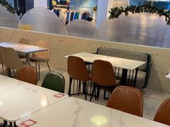 -萨卡屋亲子乐园·餐厅(龙山万物工场店)