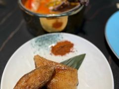 -雍容荟帝王蟹活龙虾展台自助(IFS黑金店)