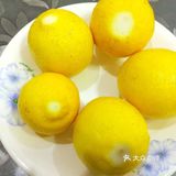 美女们夏季美白、减肥、冰糖柠檬茶