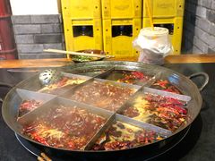 -岗上渣渣老火锅(两路口店)