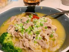 -港丽餐厅(高德置地店)