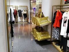 -URBAN REVIVO(济南世茂广场店)