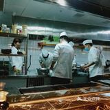 一家新晋人气烧鸟🐤店