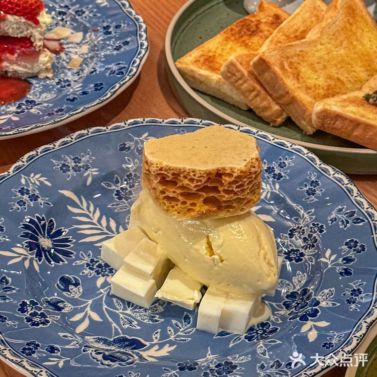在武汉！！会一直去吃的brunch🤤真心好吃！！