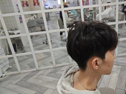 -米娜护肤造型