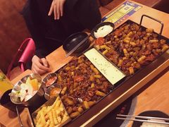 铁板鸡肉-肥肥虾庄·金牌油焖大虾(杨园滨江时代walk店)