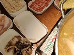-天成·潮州牛肉脆肉鱼生蚝自助火锅