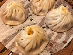蟹粉灌汤包-松鹤楼·非遗·苏帮菜(融科店)