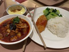 罐罐烧肉-北大家园食堂