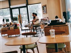 大堂-星巴克(东莞塘厦万科生活广场店)