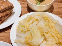 -清真吴记门钉肉饼·喜多利