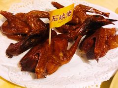 招牌烤乳鸽-石岐佬中山菜馆(张溪店)