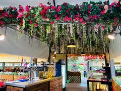 自助取餐区-莫多多餐厅