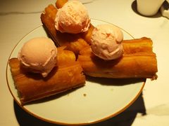冰淇淋油条-马邦子·紫苏烤鱼(恒隆广场店)