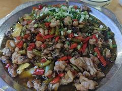 -廖哥泡椒兔(峨眉店)