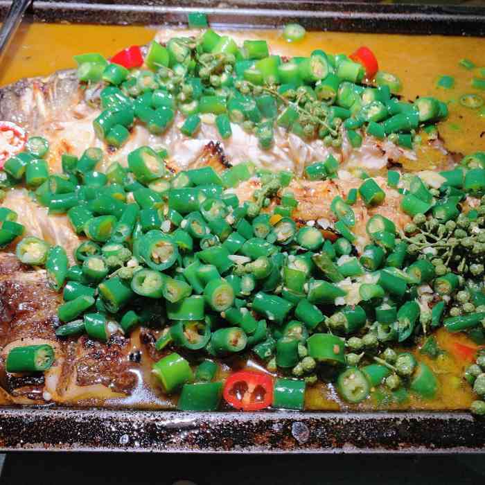 探鱼(万科里店)-"鱼的味道非常不错,服务员态度也很好.夫妻.