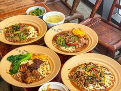 -方铲铲·成都板凳面(滨江银泰店)