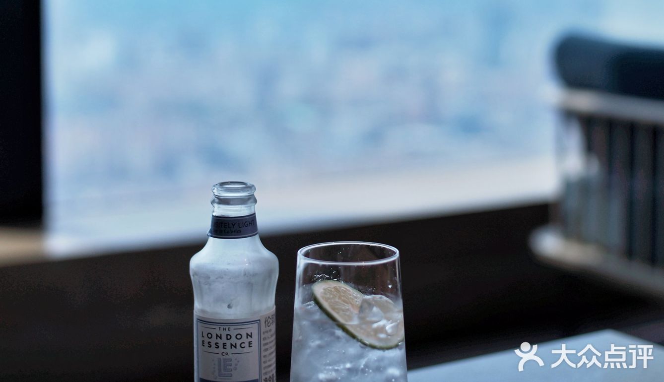 夏日焰火流光倾城｜可以吃的美高梅艺术画