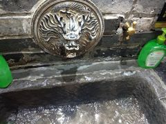 -八一路好吃街(雨田商务大厦店)